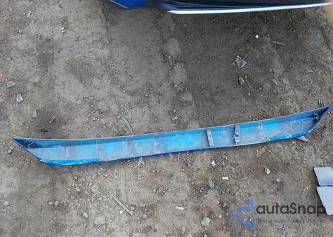 2016 Toyota Rav4 Limited z USA, uszkodzony, nr VIN JTMDFREVXGJ072272